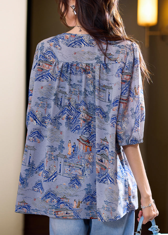 Beautifully Finished Blouse in a Timeless Design
