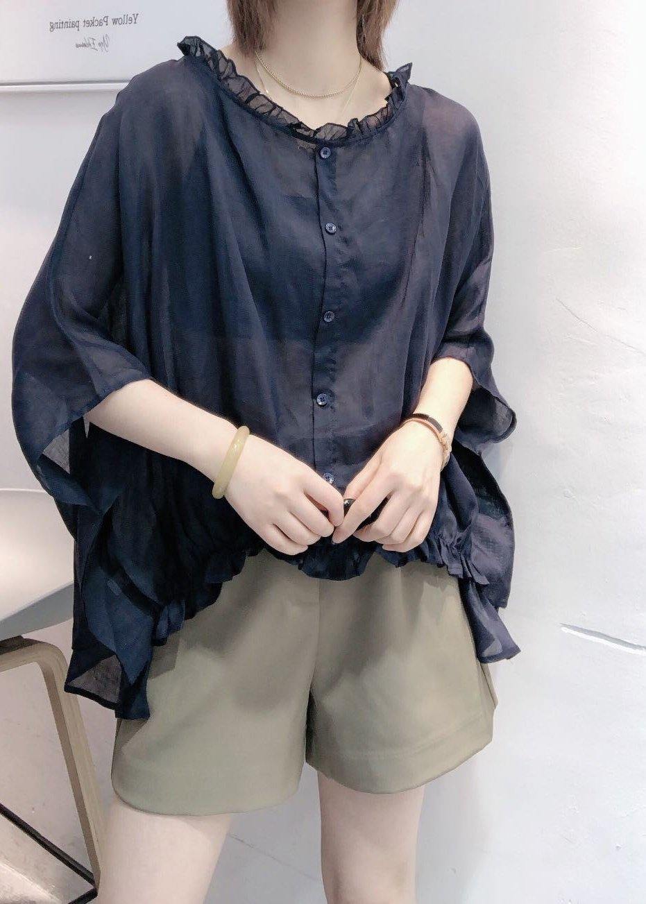 Effortlessly Elegant Blouse with a Timeless Design