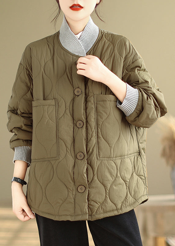 Beautifully Finished Coat in a Timeless Design