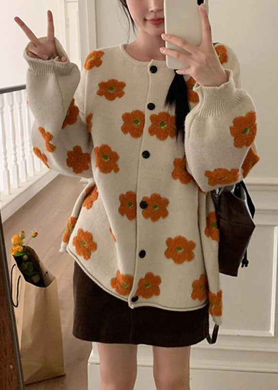 Effortlessly Elegant Sweater with a Timeless Design