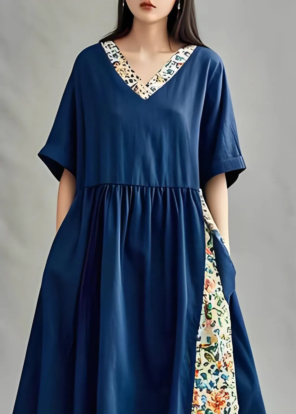 Classic Vintage Dress with a Flattering Fit