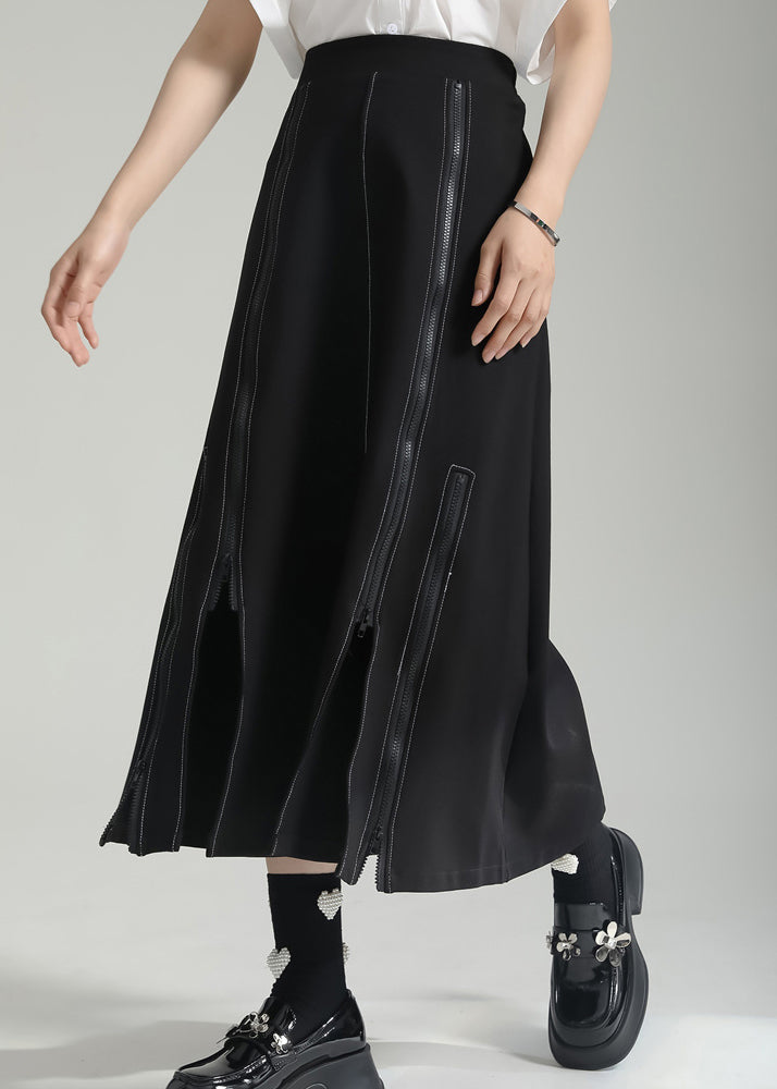 Effortlessly Elegant Garment with a Timeless Design