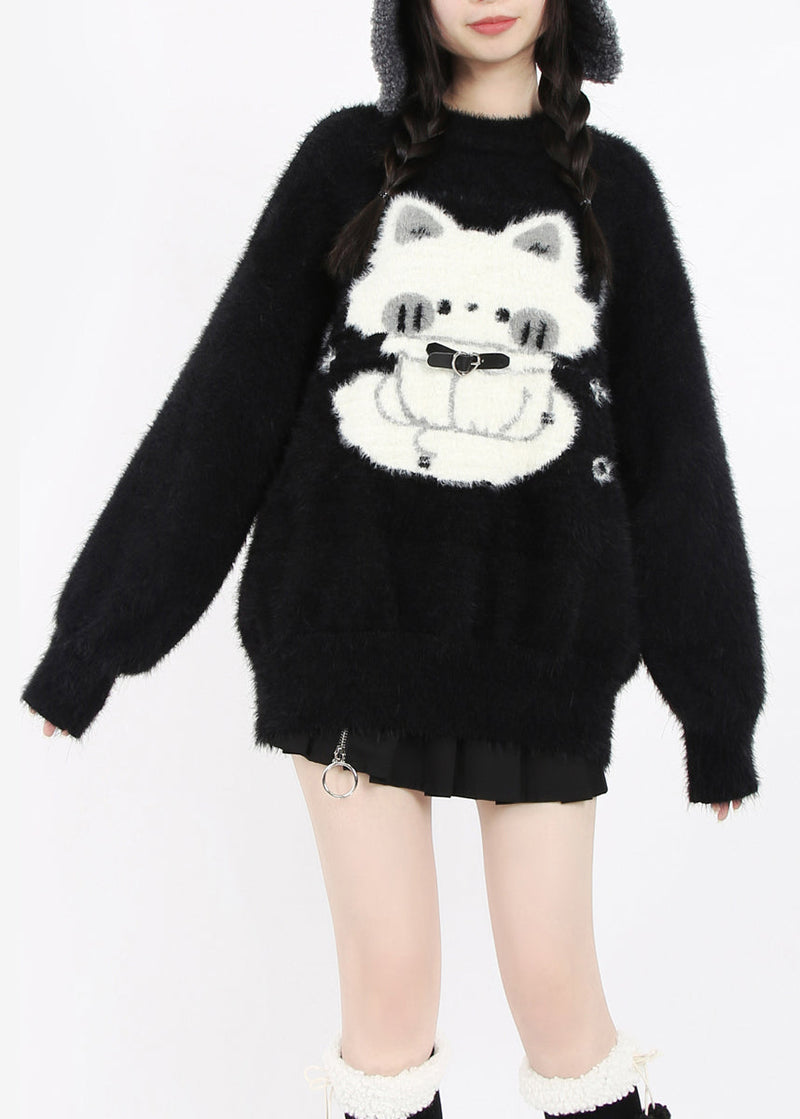 Classic Vintage Sweater with a Flattering Fit