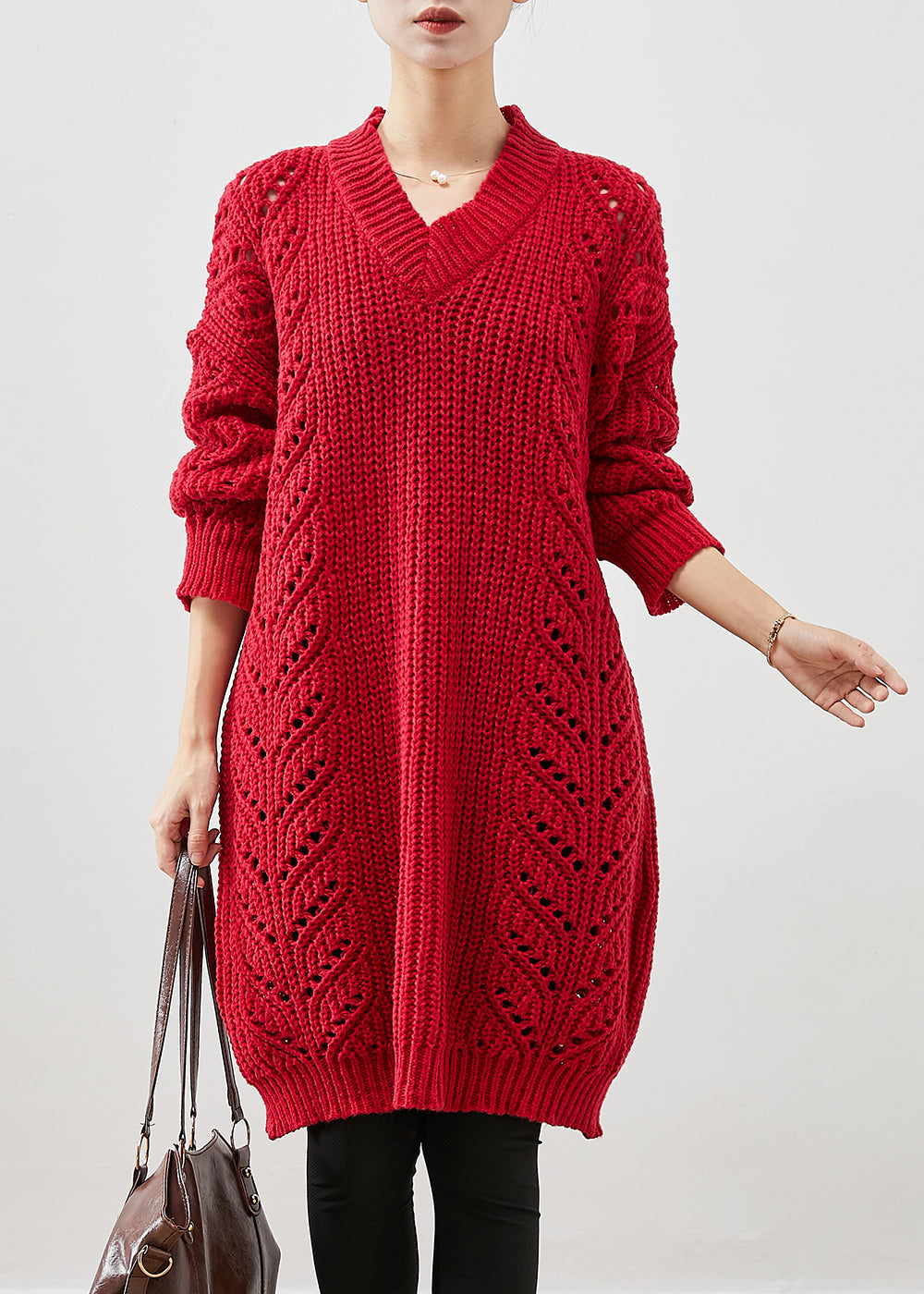Effortlessly Elegant Sweater with a Timeless Design