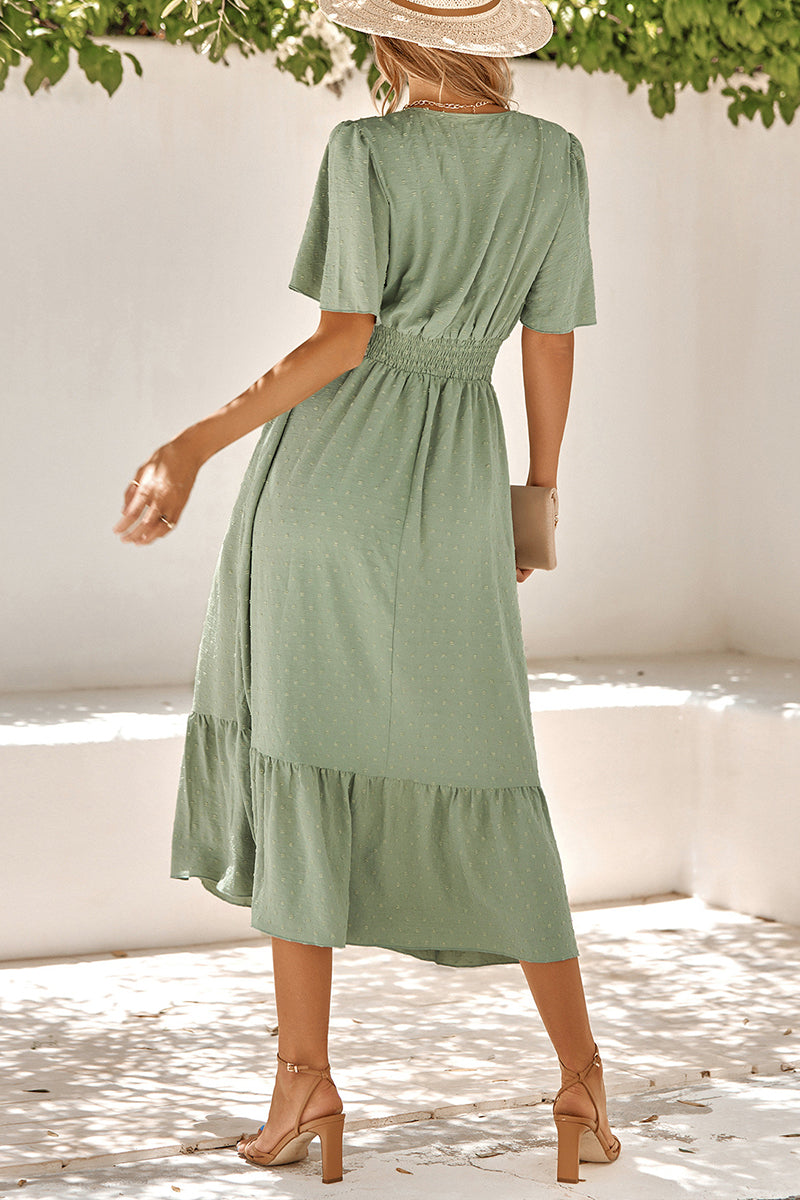 Beautifully Crafted Dress in a Classic Style