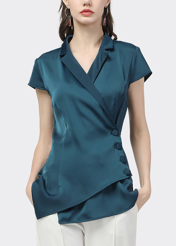 Sophisticated Shirt with a Clean Classic Look