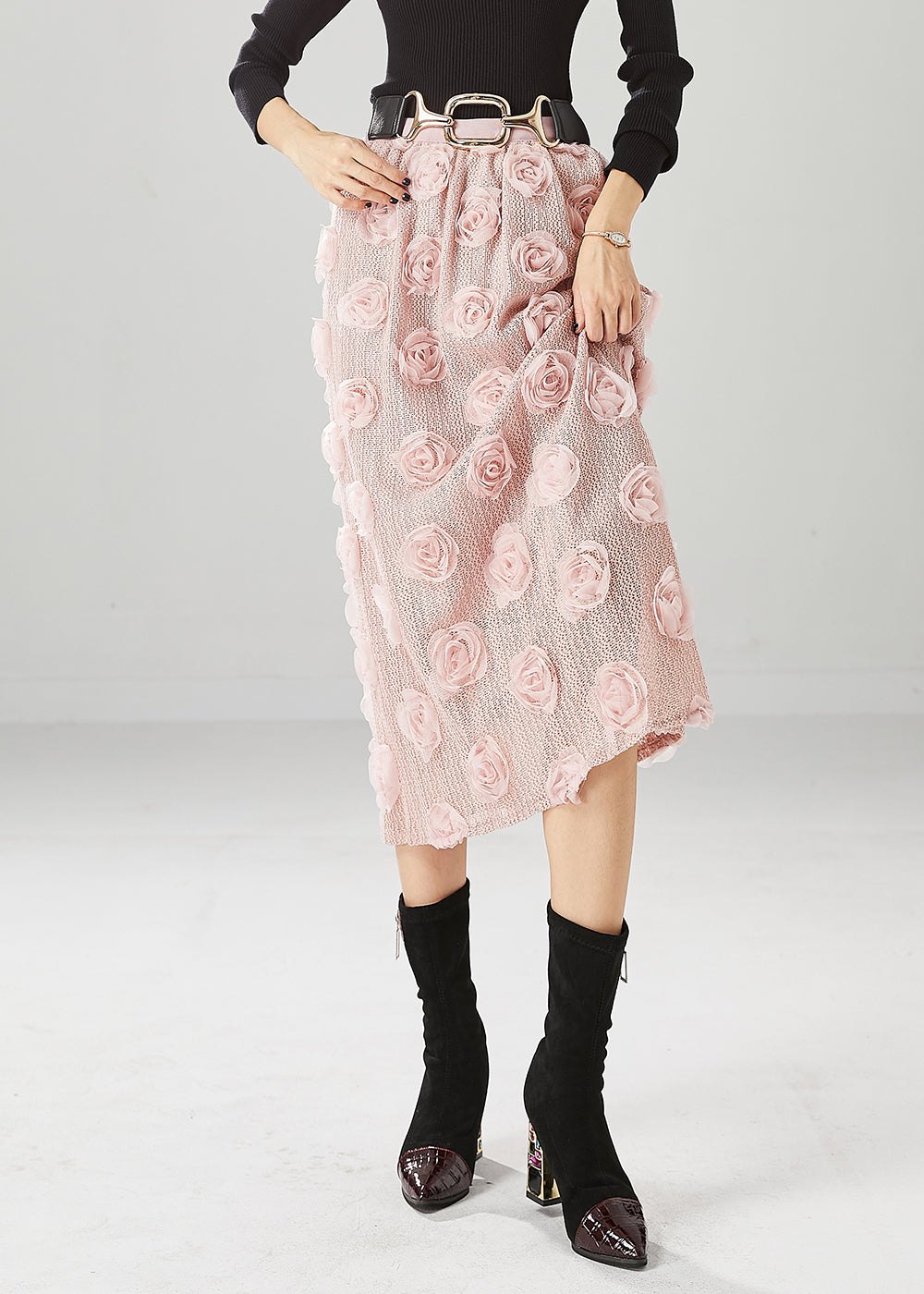 Well Tailored Garment with a Graceful Silhouette