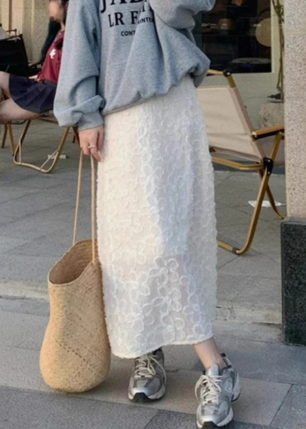 Sophisticated Garment with a Clean Classic Look