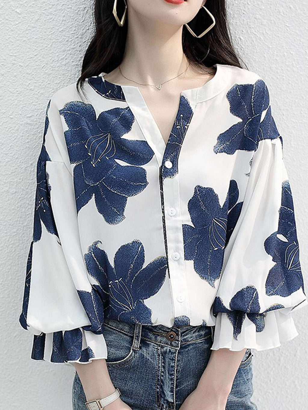 Gracefully Styled Blouse for Any Occasion
