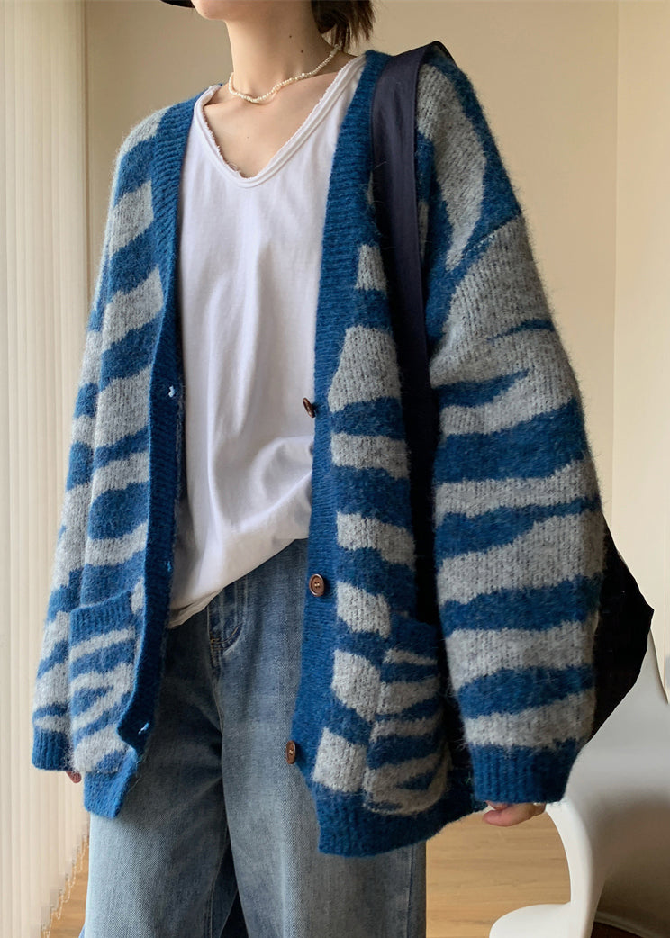 Sophisticated Cardigan with a Clean Classic Look