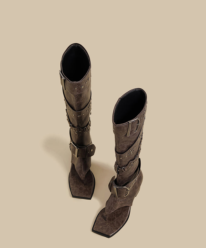 Graceful Orthopedic Boots for Modern Look