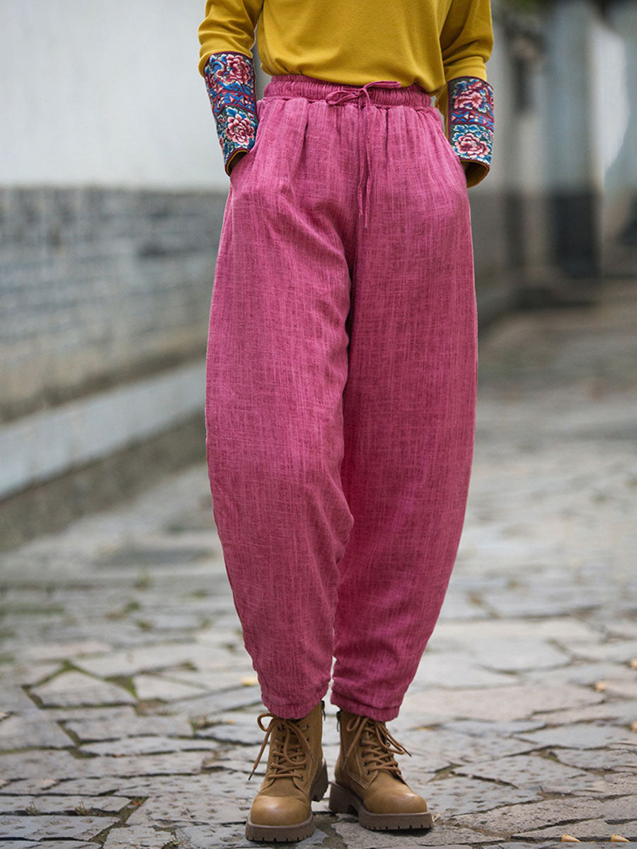 Effortlessly Elegant Pants with a Timeless Design