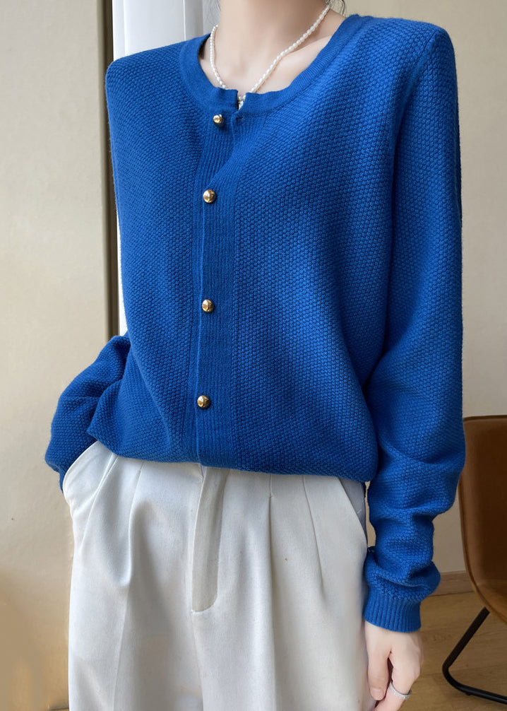 Elegantly Styled Coat for Everyday Wear