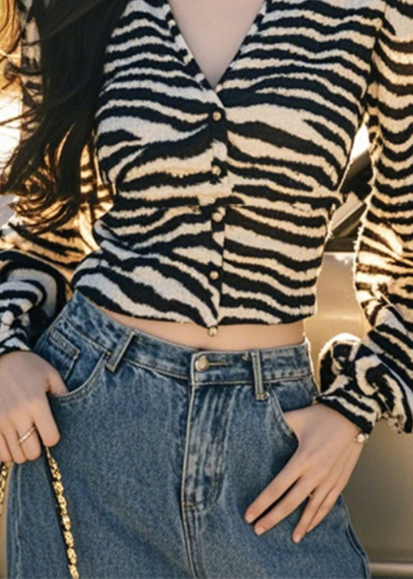 Polished Top with an Effortless Classic Look