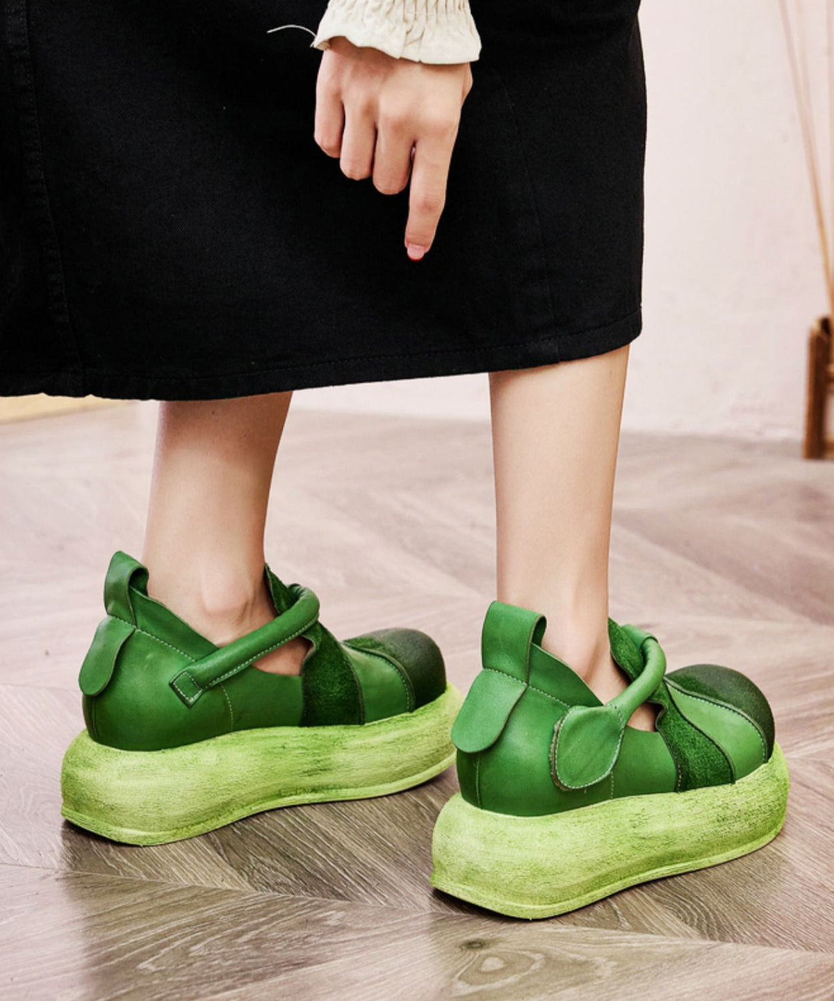 Chic Orthopedic Shoes with Unique Design