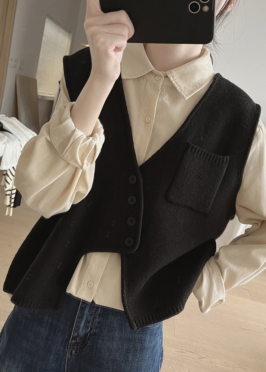 Beautifully Finished Coat in a Timeless Design