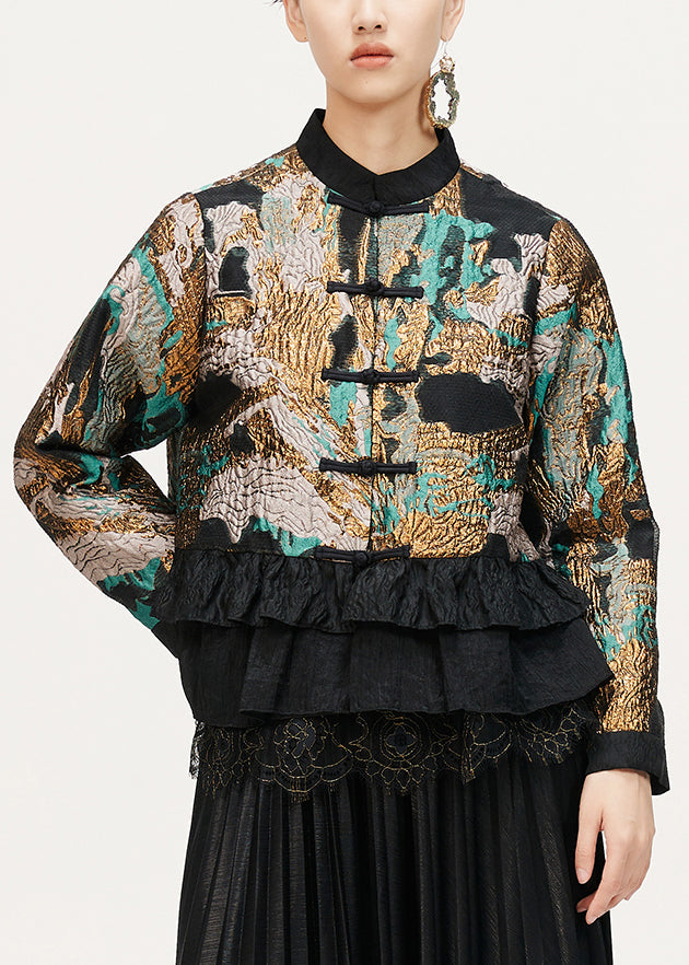 Well Tailored Coat with a Graceful Silhouette