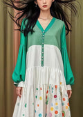 Beautifully Finished Dress in a Timeless Design