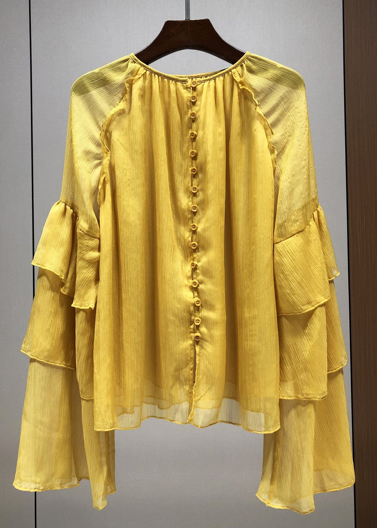 Gracefully Styled Blouse for Any Occasion