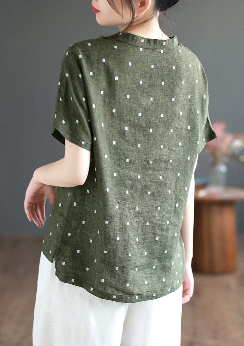 Beautifully Finished Top in a Timeless Design