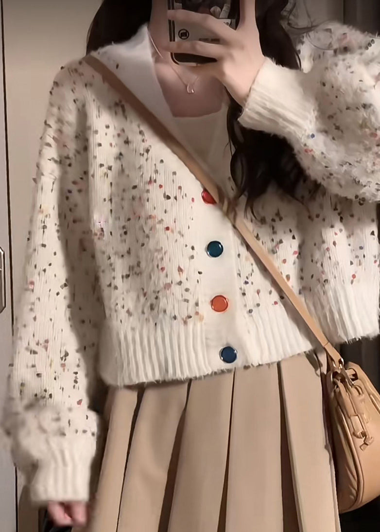 Gracefully Styled Cardigan for Any Occasion