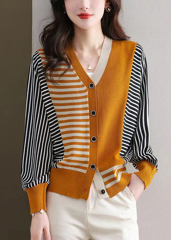 Gracefully Styled Cardigan for Any Occasion