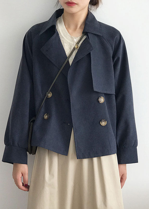 Elegantly Styled Coat for Everyday Wear