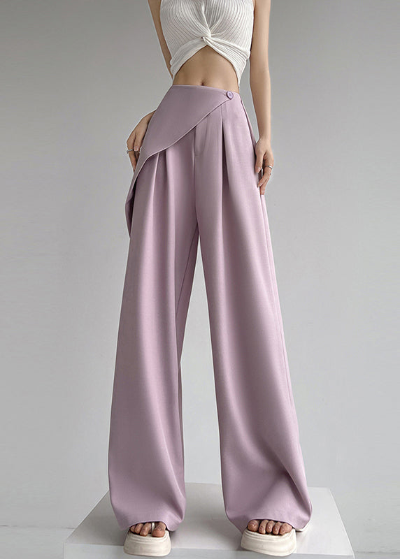 Effortlessly Elegant Pants with a Timeless Design