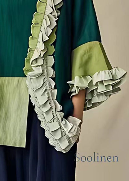 Well Tailored Top with a Graceful Silhouette