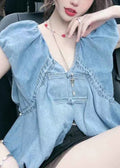 Well Tailored Top with a Graceful Silhouette