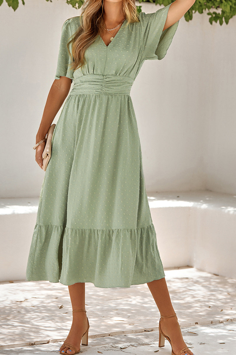 Beautifully Crafted Dress in a Classic Style