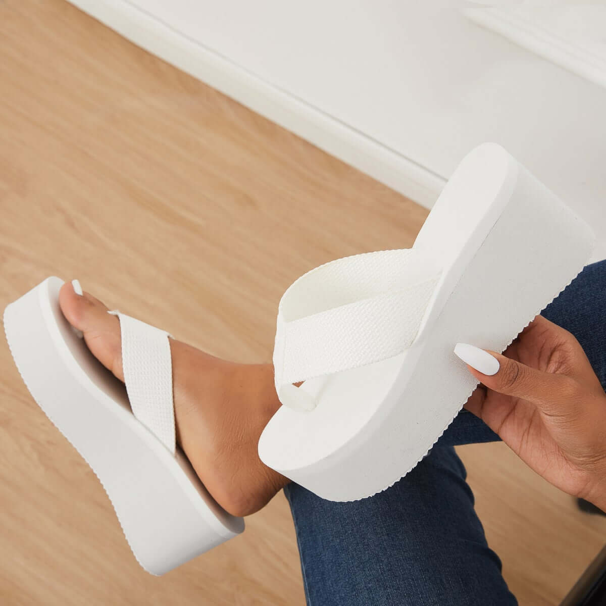 Chic Orthopedic Sandals with Unique Design