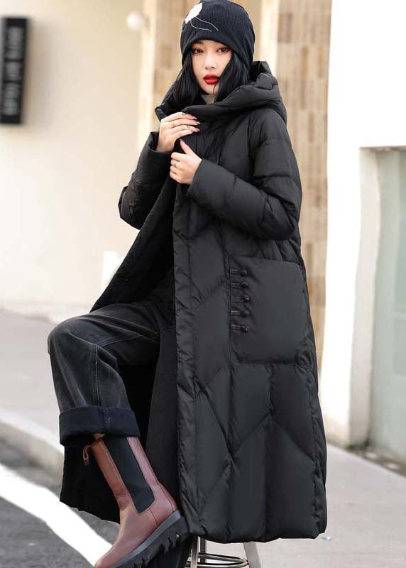Well Tailored Coat with a Graceful Silhouette