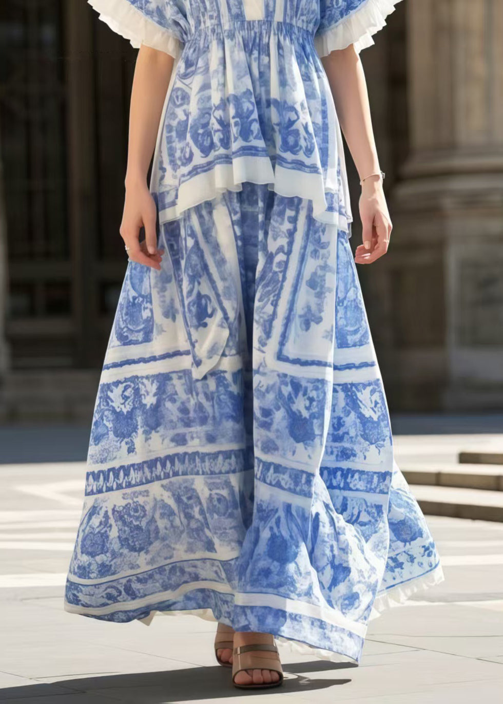 Classic Vintage Dress with a Flattering Fit