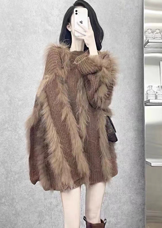 Well Tailored Sweater with a Graceful Silhouette