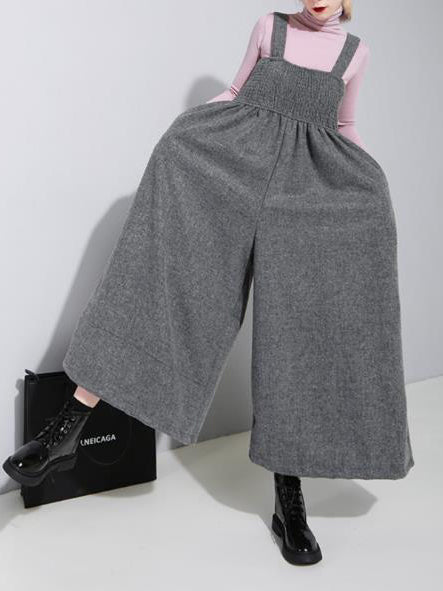 Sophisticated Garment with a Clean Classic Look