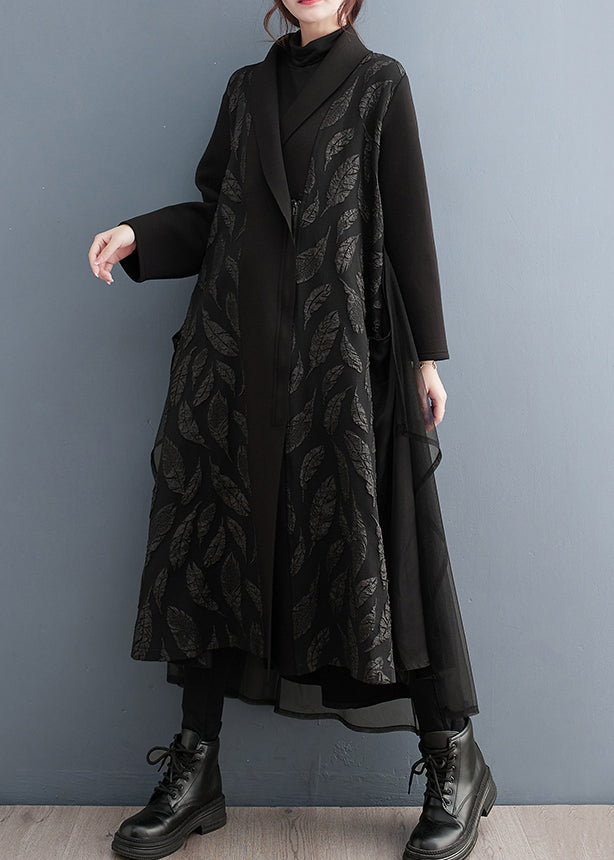 Beautifully Finished Coat in a Timeless Design