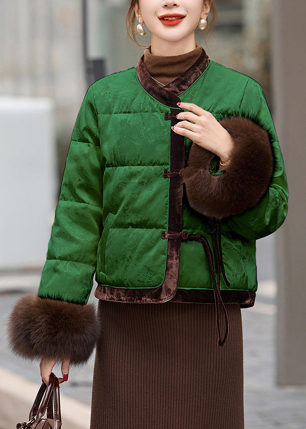 Classic Vintage Coat with a Flattering Fit