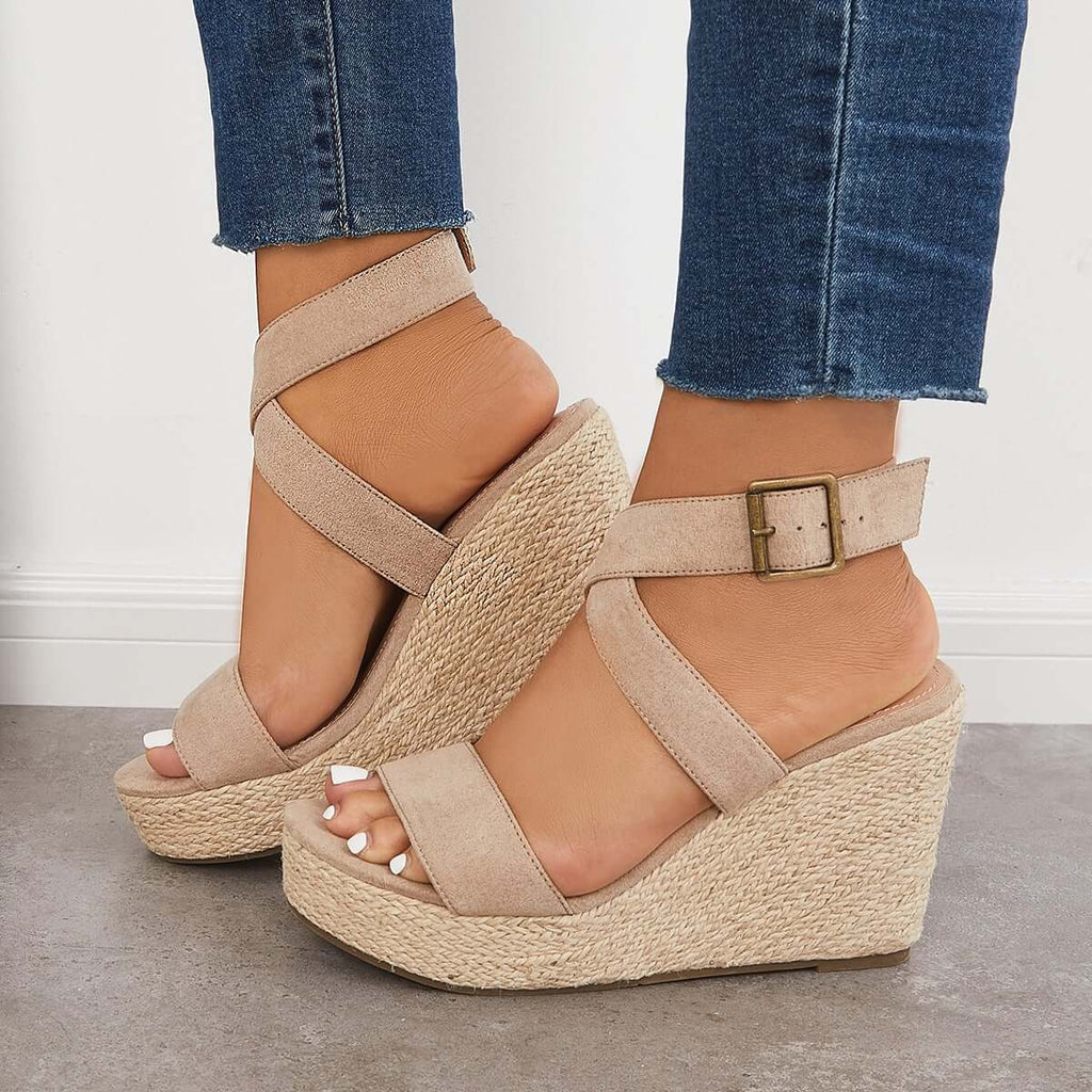 Beautifully Crafted Orthopedic Sandals