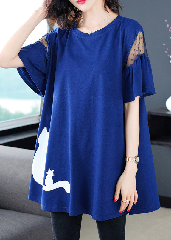 Classic Vintage Shirt with a Flattering Fit