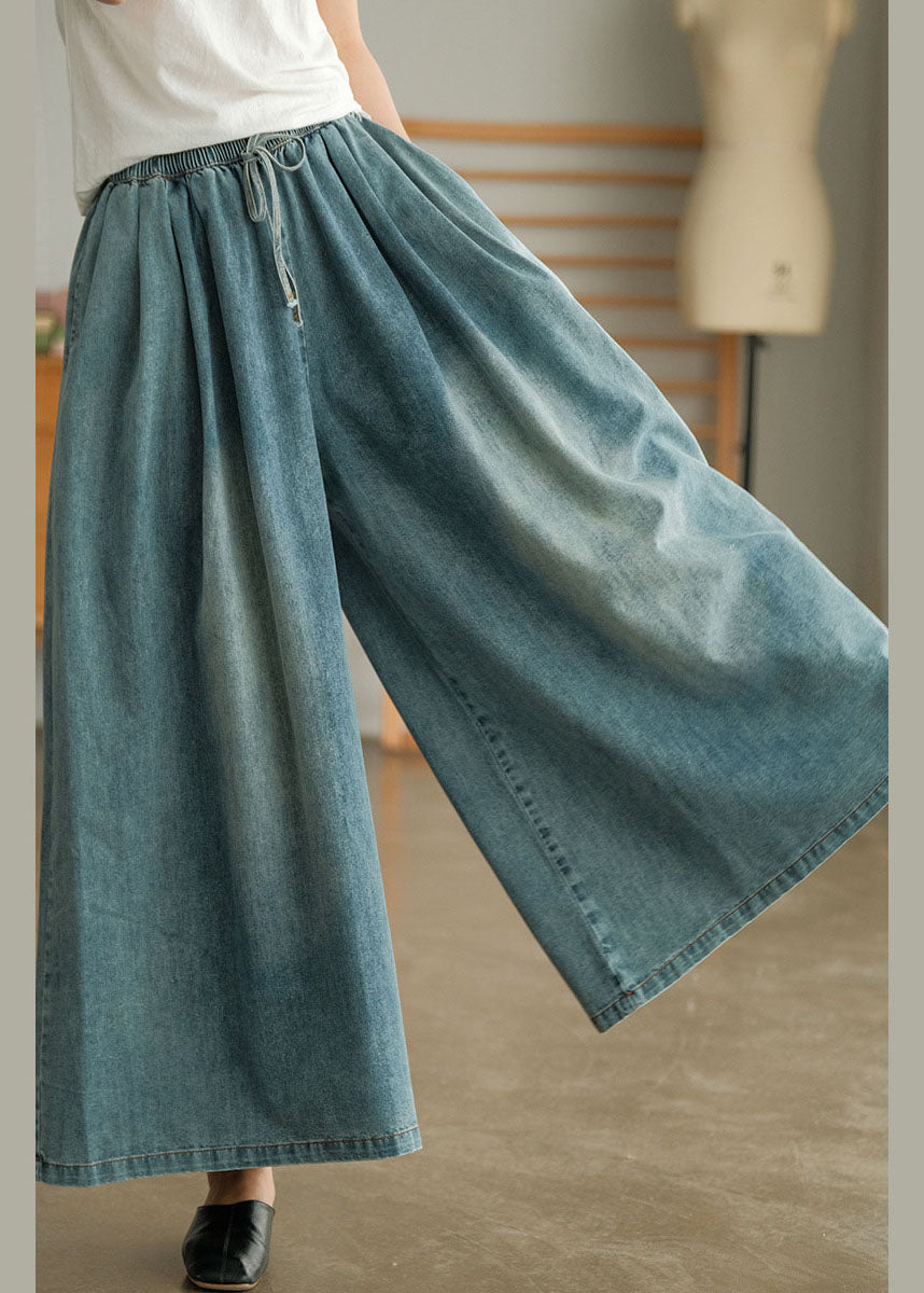 Classic Vintage Pants with a Flattering Fit