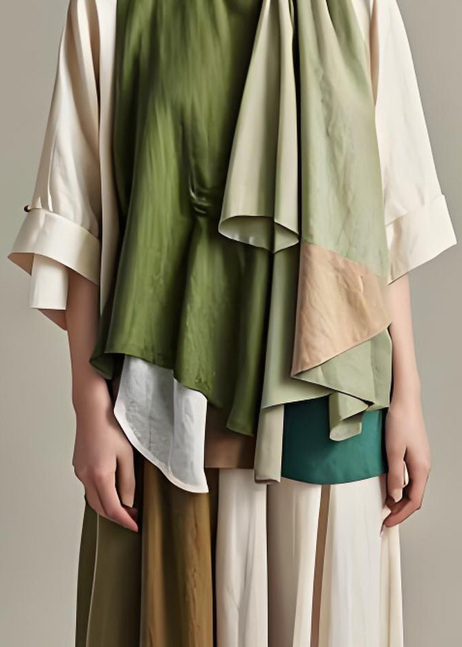 Beautifully Crafted Blouse in a Classic Style