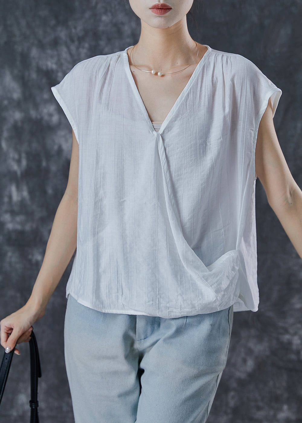 Effortlessly Elegant Top with a Timeless Design