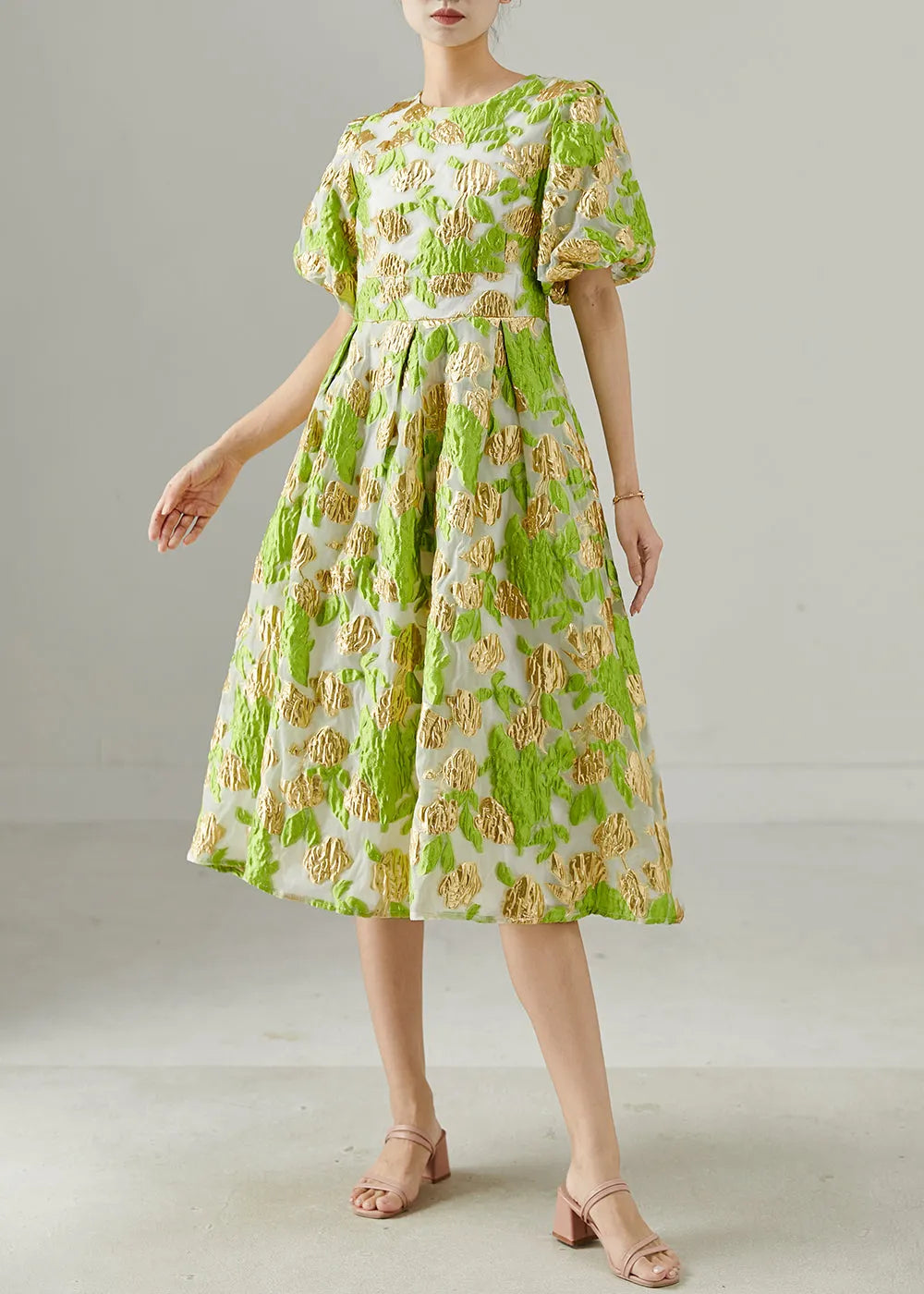 Beautifully Crafted Dress in a Classic Style