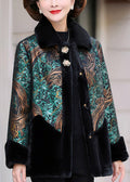Well Tailored Coat with a Graceful Silhouette