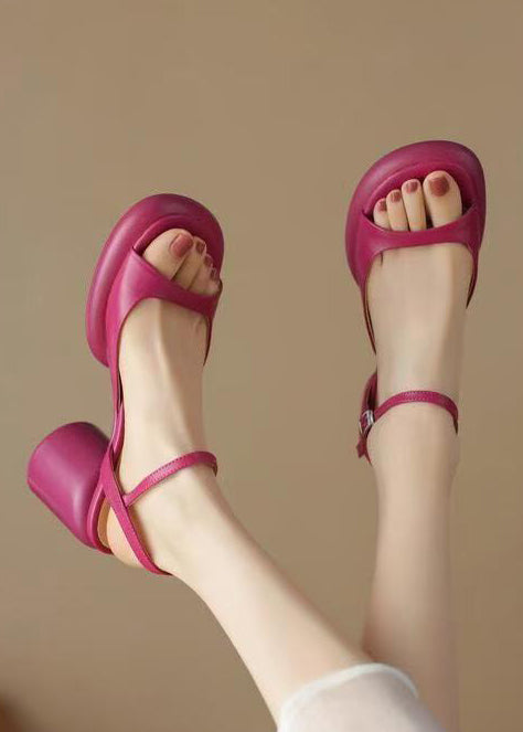 Graceful Orthopedic Sandals for Modern Look