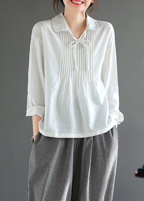 Sophisticated Blouse with a Clean Classic Look
