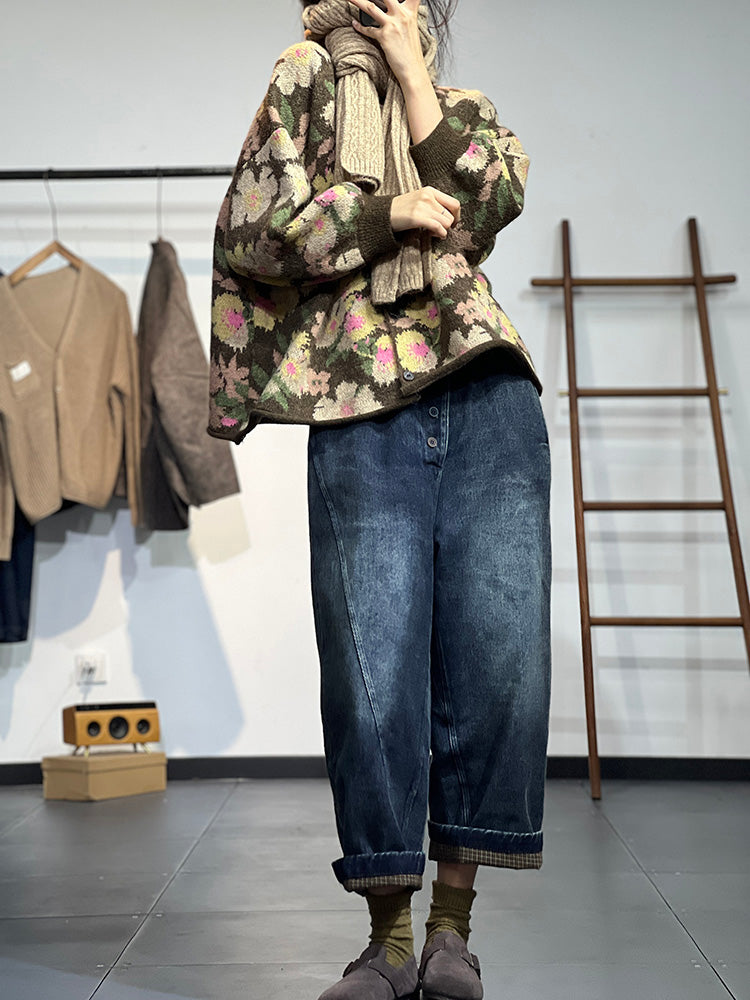 Classic Vintage Sweater with a Flattering Fit
