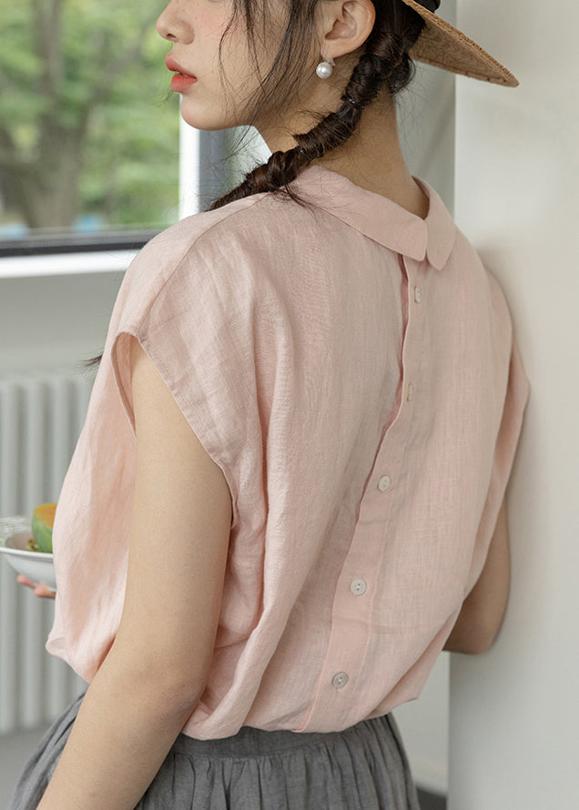 Well Tailored Top with a Graceful Silhouette