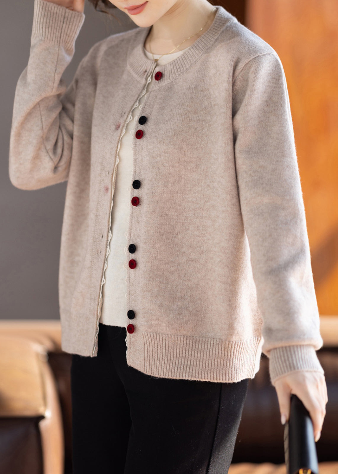 Elegantly Styled Cardigan for Everyday Wear